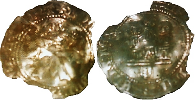 Tipo 9. Medio Real de “A” latina Coronada y Castillo, con el Escudo de Girones - Imagen 1