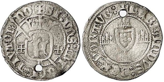 Tipo 9. Grave con inicial “F” coronada en blasón - Imagen 1