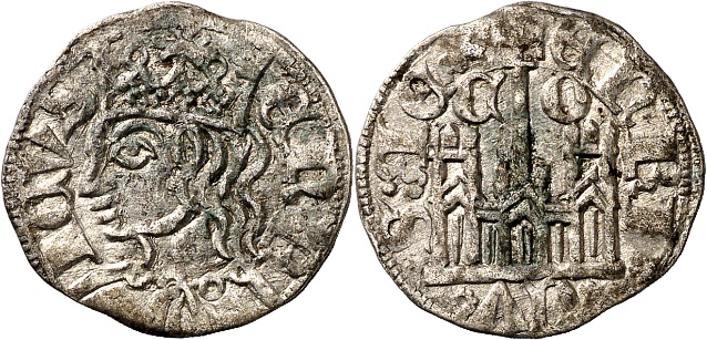 Tipo 29. Cornado de buena ley de las Cortes de Toro de 1373, con busto de rey de perfil y castillo, ambos sin gr&aacute;filas